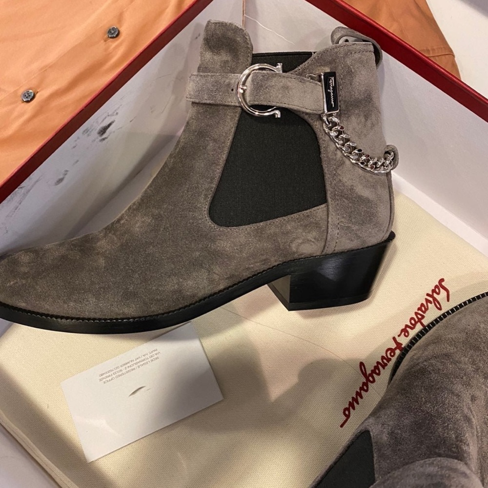 Brand new!Neverworn Salvatore Ferragamo Gray Suede Ankle Boots with Chain Accent